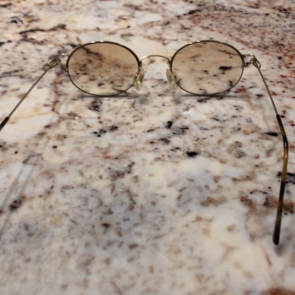 Gold light readers paper clip accent round - Picture 4 of 7